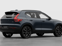 Volvo XC40 Plus Dark Theme 2026-3