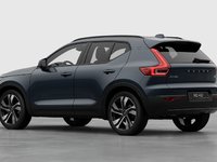 Volvo XC40 Plus Dark Theme 2026-1