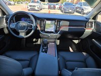 2024 Volvo S60 PLUS DARK THEME-4