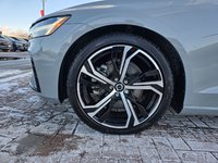 2024 Volvo S60 PLUS DARK THEME-7