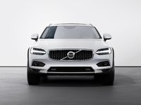 2026 Volvo V90 Cross Country Ultra-1