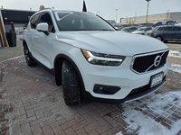 2020 Volvo XC40 MOMENTUM-5