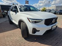 2025 Volvo XC40 PLUS DARK THEME-5