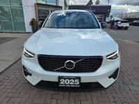 2025 Volvo XC40 PLUS DARK THEME-3