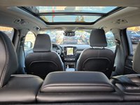 2025 Volvo XC40 PLUS DARK THEME-6