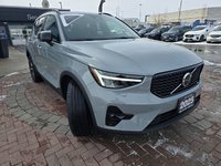 2025 Volvo XC40 PLUS DARK THEME-5