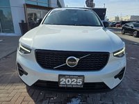 2025 Volvo XC40 PLUS DARK THEME-3