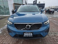 2025 Volvo XC40 PLUS BRIGHT THEME-3