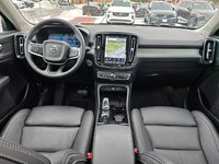 2025 Volvo XC40 PLUS DARK THEME-4