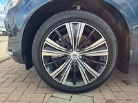 2023 Volvo XC60 PLUS BRIGHT THEME-7
