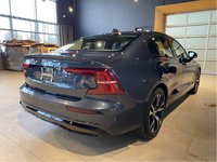 2024 Volvo S60 B5 AWD Core Dark Theme-4