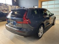 2025 Volvo V60 Cross Country B5 AWD Core-4