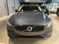 2025 Volvo V60 Cross Country B5 AWD Core-7
