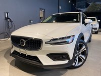 2025 Volvo V60 Cross Country B5 AWD Plus-0