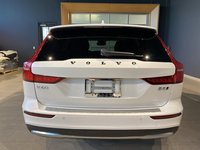 2025 Volvo V60 Cross Country B5 AWD Plus-3