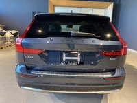 2025 Volvo V60 Cross Country B5 AWD Plus-3