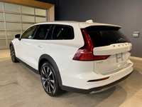 2025 Volvo V60 Cross Country B5 AWD Plus-2