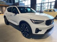 2025 Volvo XC40 B5 AWD Ultra Dark Theme-6