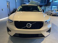 2025 Volvo XC40 B5 AWD Plus Dark Theme-7