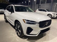 2025 Volvo XC60 Plug-In Hybrid T8 AWD Ultra Dark Theme-6