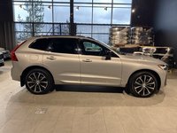 2023 Volvo XC60 B6 AWD Plus - Dark-5