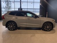 2024 Volvo XC60 B5 AWD Ultimate Dark Theme-4