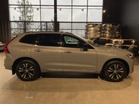 2025 Volvo XC60 Core Dark Theme-5