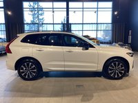 2025 Volvo XC60 B5 AWD Plus Dark Theme-5