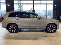 2025 Volvo XC90 Plug-In Hybrid Ultra Bright Theme-5