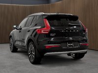 2022 Volvo XC40 T5 AWD Momentum-3