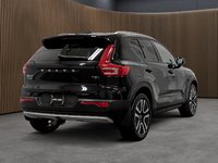 2022 Volvo XC40 T5 AWD Momentum-4