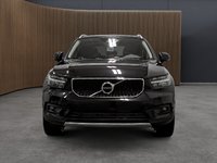 2022 Volvo XC40 T5 AWD Momentum-1