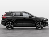 2024 Volvo XC40 B5 AWD Ultimate Bright Theme-4