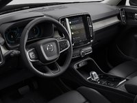 2024 Volvo XC40 B5 AWD Ultimate Dark Theme-7