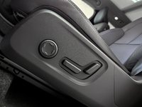 Volvo XC40 B5 AWD Plus Dark Theme 2025-7