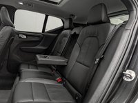 2025 Volvo XC40 B5 AWD Plus Dark Theme-7