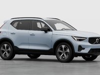 Volvo XC40 B5 AWD Core Dark Theme 2026-2