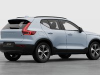 Volvo XC40 B5 AWD Core Dark Theme 2026-3