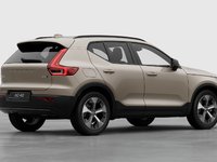 Volvo XC40 B5 AWD Plus Dark Theme 2026-3