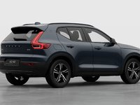 Volvo XC40 B5 AWD Core Dark Theme 2026-3