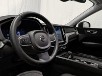 2023 Volvo XC60 B6 AWD Core - Base-7