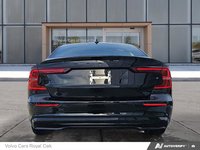 2025 Volvo S60 Plug-In Hybrid Ultra Black Edition-4