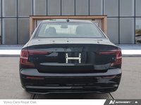 2025 Volvo S60 Plug-In Hybrid Ultra Black Edition-4