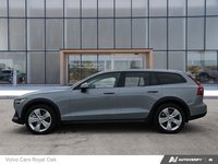 2025 Volvo V60 Cross Country Core-2