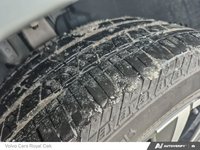 2025 Volvo XC60 Plus Dark Theme-6