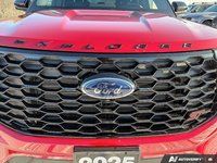 2025 Ford Explorer ST-5
