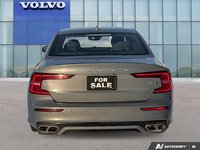 2022 Volvo S60 R-Design-4