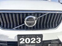 2023 Volvo XC40 Ultimate Bright Theme-5