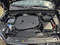 2026 Volvo XC40 Plus Dark Theme-7