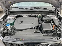 2026 Volvo XC40 Plus Dark Theme-7